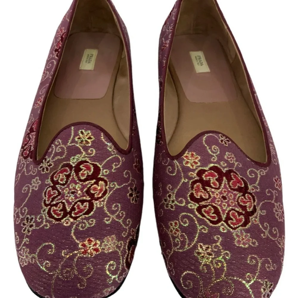✨ Vintage Prada Flats ✨ - Picture 7 of 7